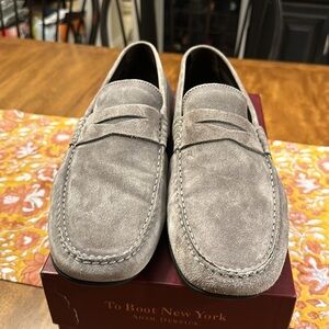 To Boot New York ADAM DERRICK Ocean Drive Pale Grey Suede Driving Shoe